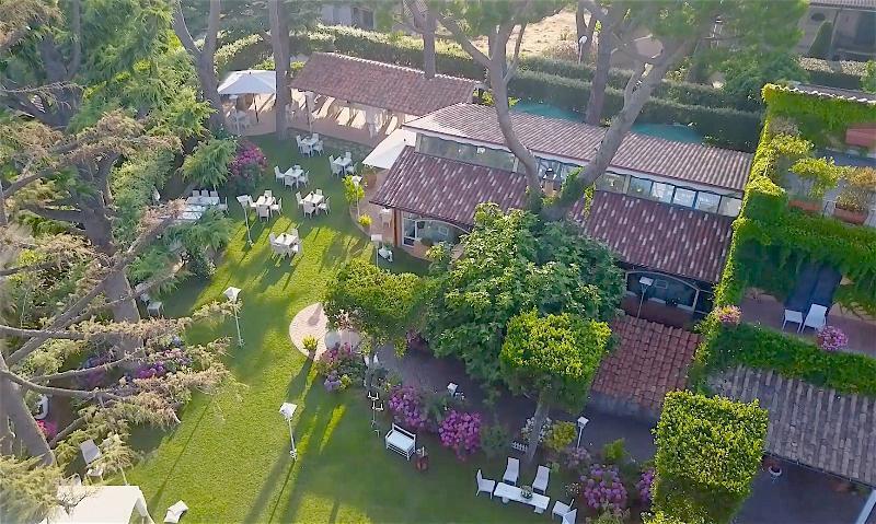 Hotel La Locanda Dei Ciocca Grottaferrata Ngoại thất bức ảnh